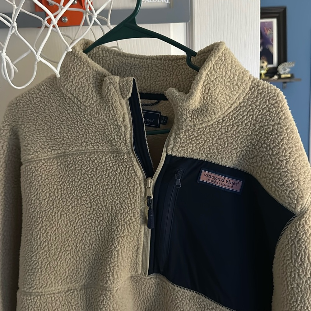 Vineyard vines pullover